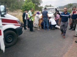 SAMURLU YOLUNDA KAZA:1 ÖLÜ,1 YARALI