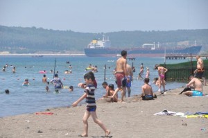 ALİAĞALILAR HAFTA İÇİ PLAJLARDA