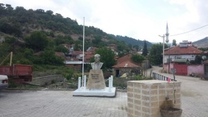 KÖYLERE "ATATÜRK" BÜSTÜ
