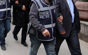 22 AYDA 1399 KİŞİ TUTUKLANDI