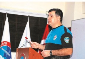 Bilişim suçları seminerleri devam ediyor