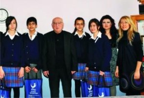 Oğuz, ödüllendirmeye devam ediyor