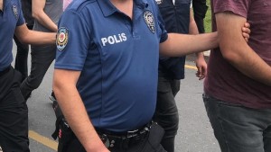 Dolandırıcılık operasyonunda 8 kişi tutuklandı