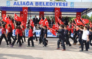 YAŞASIN CUMHURİYET