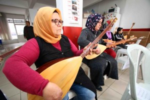 BU BAĞLAMA KURSU BAŞKA!