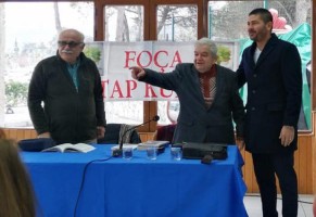 “Foça’da Karataş’ın Gerçek Sahipleri” imza günü