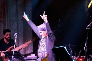 İZMİR HARUN KOLÇAK’LA COŞTU