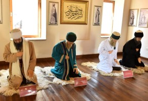 EMİR SULTAN'DA BULUŞTULAR