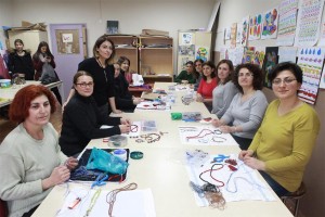 HOBİ KURSLARI HAYATA BAĞLIYOR