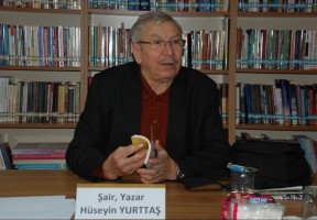 KİTAP FUARINA FOÇALI ONUR KONUĞU