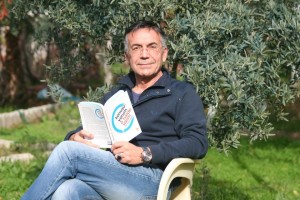 “KONUŞMAK VARLIĞIMIZI GÖSTERME BİÇİMİMİZDİR”