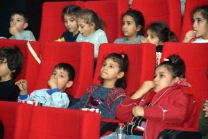 ÇOCUKLARIN SİNEMA KEYFİ