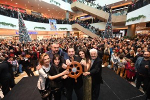 İZMİR’DE “OLANLAR OLDU” ÇILGINLIĞI!