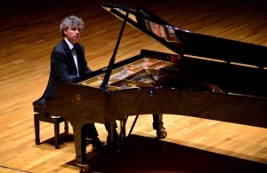 FESTİVAL’DE PİYANOLU GECE