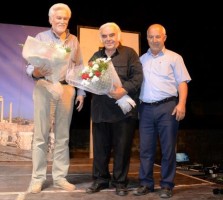 “İYİ MİSİN?” HEM GÜLDÜRDÜ HEM DÜŞÜNDÜRDÜ