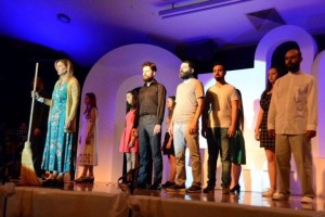 ‘CANEVİ’ TİYATRO SEVERLER İLE BULUŞTU