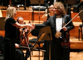 KEMAN SANATÇISI MARKOV İZMİR'DE