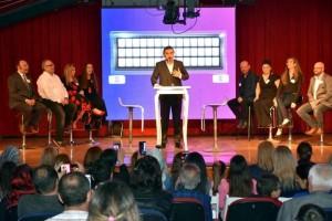 ALİAĞALILAR “KELİME BULMACA”YI SEVDİ