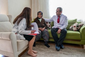 1500 kişiye evde sağlık hizmeti