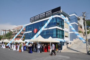 BARIŞ KLİNİK AÇILDI