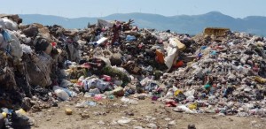 Büyükşehir’e "vahşi çöp depolama" cezası