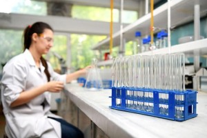 BÖLGEDEKİ TEK YETKİLİ LABORATUVAR