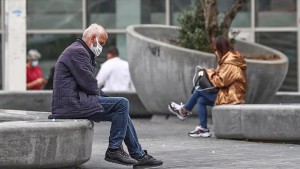 KOVİD-19 VAKALARI AZALDI