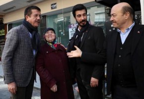 “4Ç GİDİYOR, ÇİÇEK GİBİ İZMİR GELİYOR”