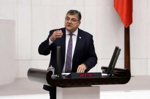 Sındır, “Geç gelen EYT adaleti”