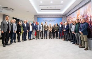 YENİ YILIN İLK ZİYARETİ CHP’YE