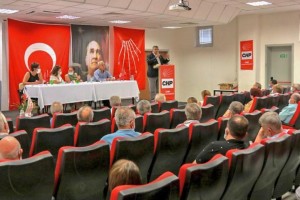 CHP’Lİ SINDIR: “VATANDAŞ SANDIĞI BEKLİYOR”