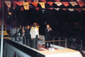 ALİAĞA’DAN KILIÇDAROĞLU GEÇTİ