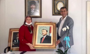 ERDEM MUHTARLARIN SIKINTILARINI DİNLİYOR