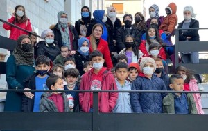 AK KADINLARDAN KARNE ŞENLİĞİ