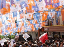 AK PARTİ'DEN ÇEVRECİ SEÇİM KAMPANYASI