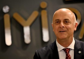 İYİ Parti’den istifa etti