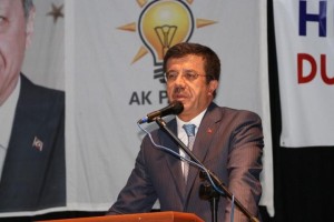 ZEYBEKCİ: "İZMİR'İ ÇÖP DAĞLARINDAN KURTARACAĞIZ"