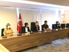 AK KADINLARDAN DİLİPAK HAKKINDA SUÇ DUYURUSU