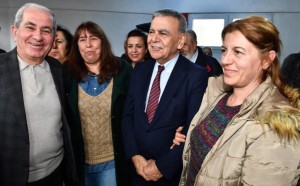 "ADAM ADAMA MARKAJ" İSTEDİ