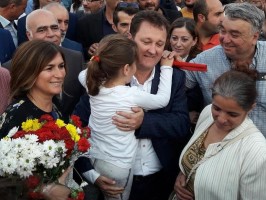 AKSOY’DAN ‘GENÇLİK DAYANIŞMA MERKEZİ PROJESİ’