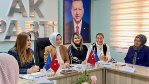 Büyükdağ Aliağa’da sandık çalışmalarına katıldı