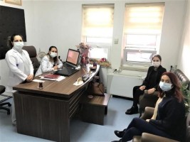 AK KADINLARDAN SAĞLIK ÇALIŞANLARINA DESTEK