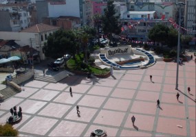 BAŞKANLIK TARTIŞMALARI SOKAĞA NASIL YANSIYOR?