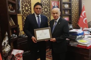 MAZBATASINI BAHÇELİ’YE GÖTÜRDÜ