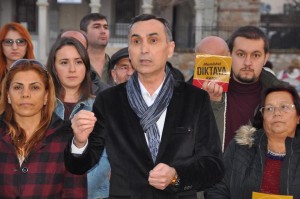 DİKTAYA KARŞI ÜÇ DEFA: HAYIR, HAYIR, HAYIR