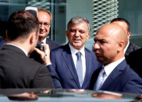 ABDULLAH GÜL İZMİR’E GELDİ