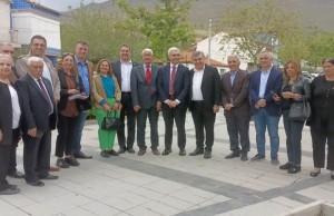 Demokrat Parti adaylarla sahada