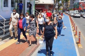 CHP’Lİ VEKİLDEN ALİAĞA ZİYARETİ