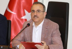 “BALTALAMAYI BIRAKIN, İZMİR’E BAKIN ”