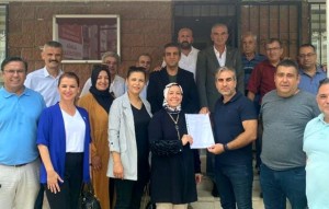 Aydemir ve yönetimi mazbatasını aldı